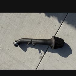 Infiniti G35 Cold Air Intake