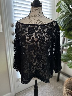 Women’s Plus Size/Midsize Dress Top/Lace Top