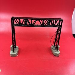 Vintage Lionel 450 Signal Bridge - O-GAUGE As Is Untested