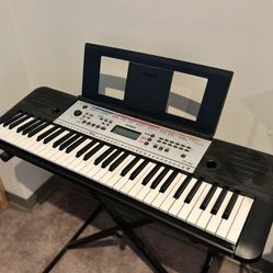YAMAHA Piano Keyboard