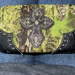 Cross Wallet 
