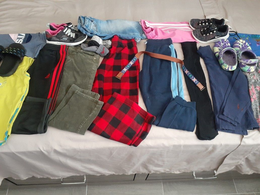 Girls Clothes And shoes All For $18 (21 Items total)
