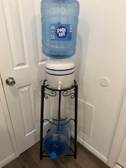 Water Dispenser with Metal Stand & Two Extra 5-Gallon Bottle – Excellent Condition