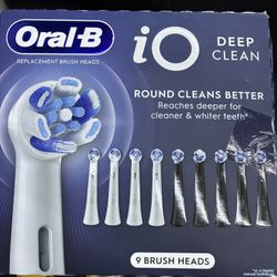 Oral-B iO Deep Clean Replacement Brush Heads pack containing 9 heads. 