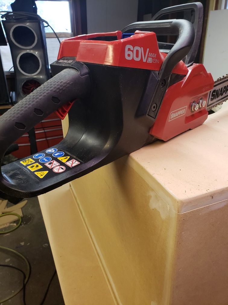 Snapper 60 Volt Chainsaw for Sale in Riverdale, UT OfferUp