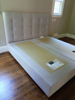 Luxury Style Upholstered Bed Frame