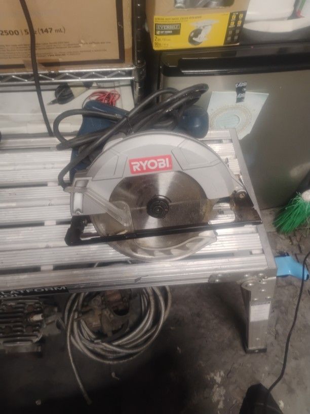 Ryobi Circular Saw