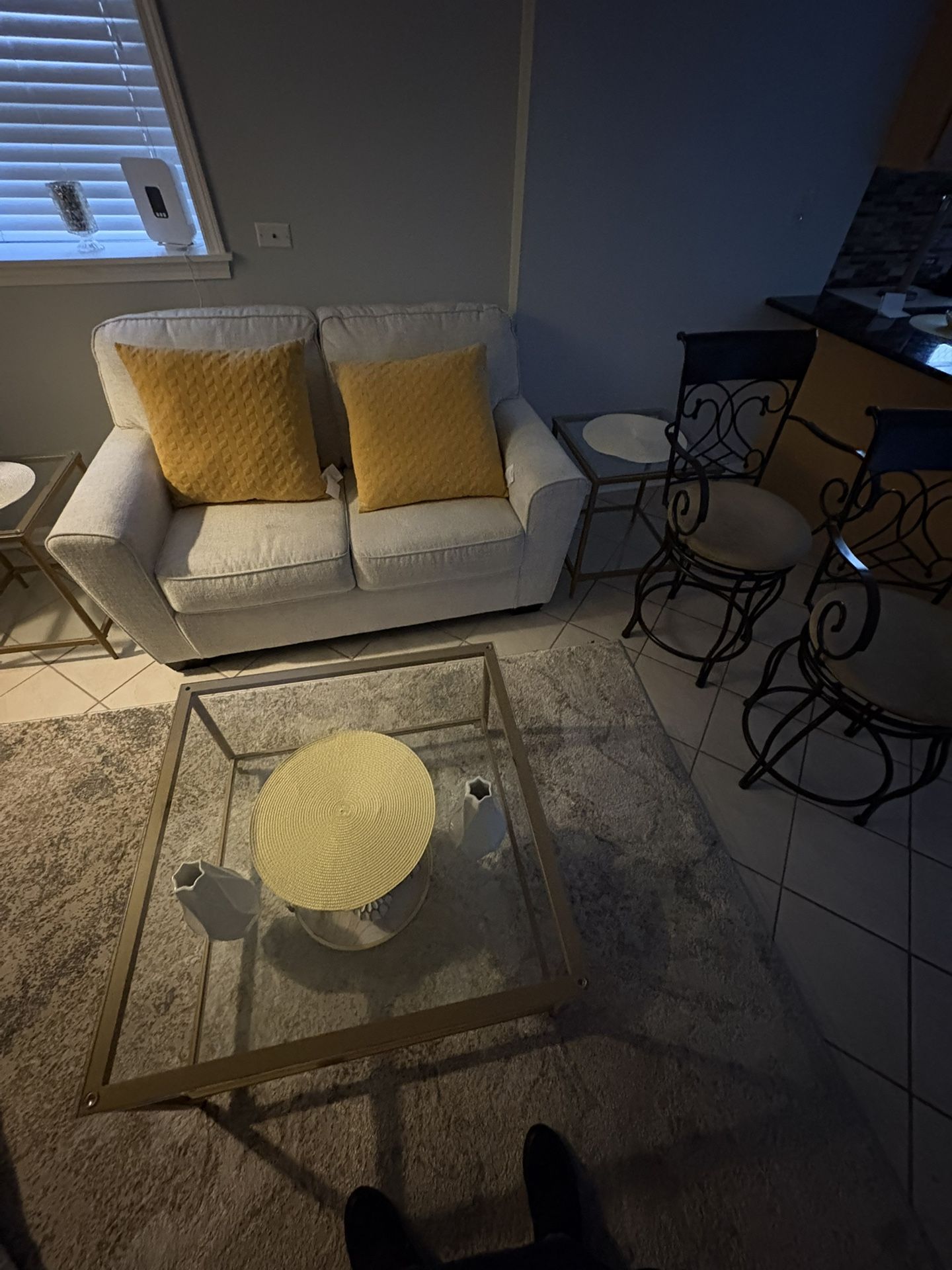 Front Room Set With 70 Inch Tv 1500$ OBO