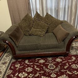 Loveseat Brown And Rug 12ft9 Long By 9ft9 Wide Moroccan Rug Red/white 