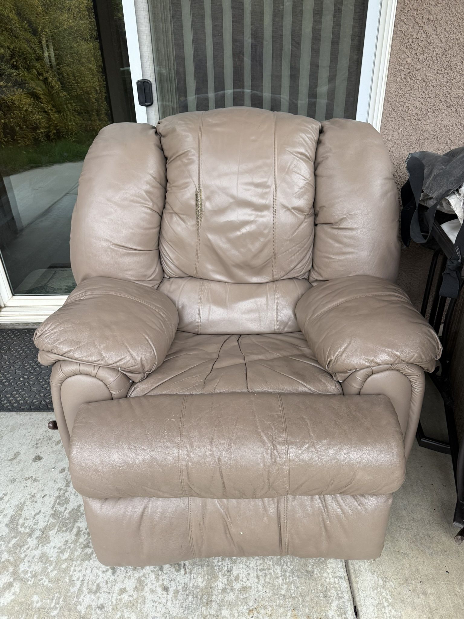 Recliner Chair