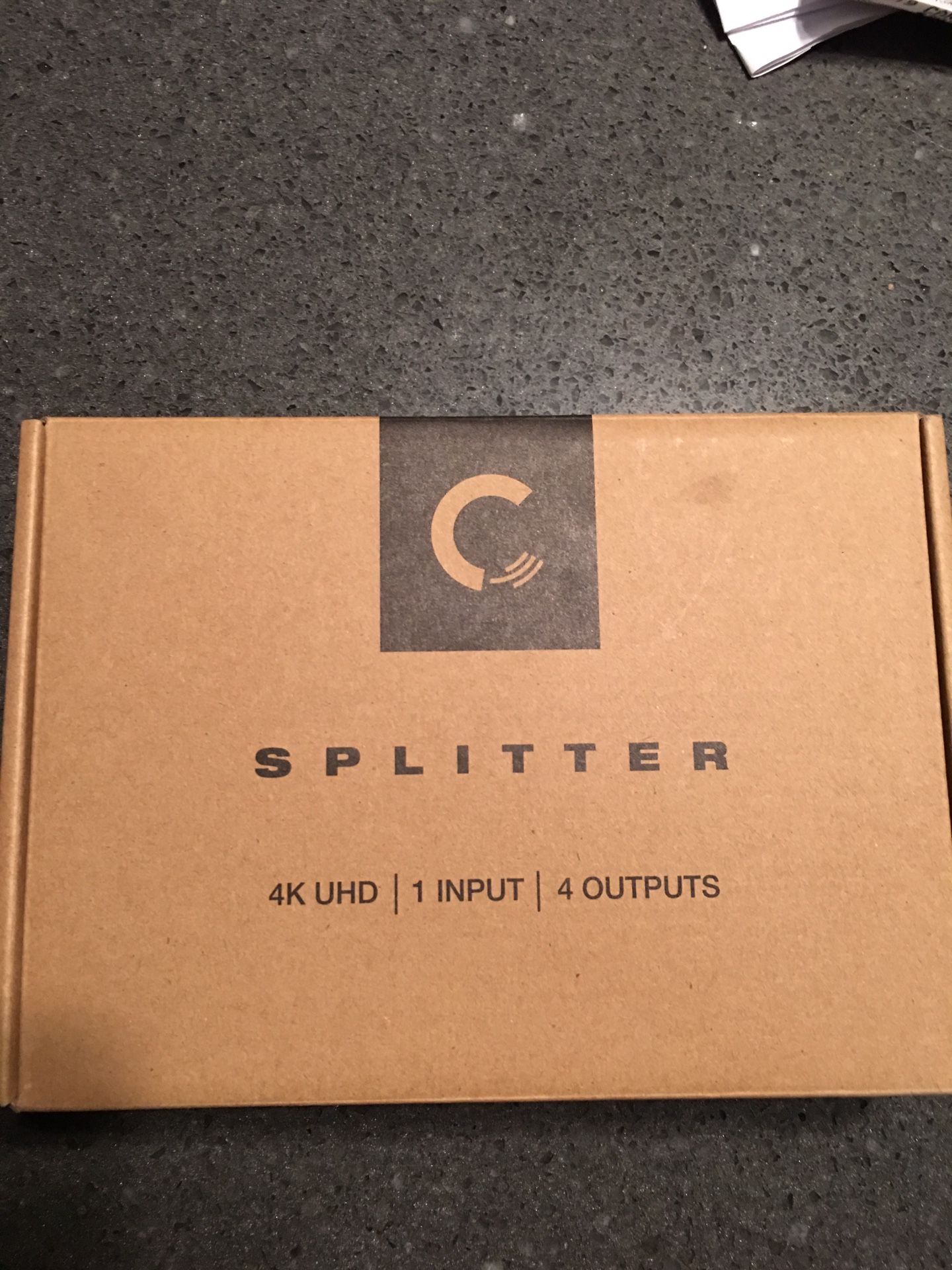 HDMI splitter