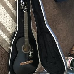 Classical Guitar & hard shell case (used)
