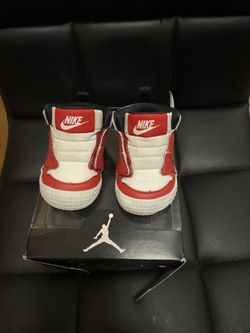 JORDAN 1 CRIB BOOTIE (INFANT) SIZE 1c 💯🔥🔥🔥