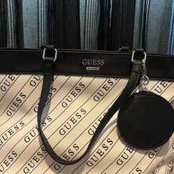 GUESS Designer Purse Black & White – Includes Coin Pouch
