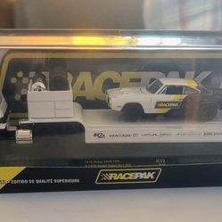 1/64th M2 Auto Haulers R61 Weiand 1966 Ford C-950 & 1970 Mustang Mach1 Cobra Jet