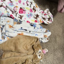 Baby Robes 