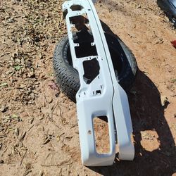 This Ad Is To Show More Detailed Pictures On The Upper Plastic Piece For 20-25 F-150