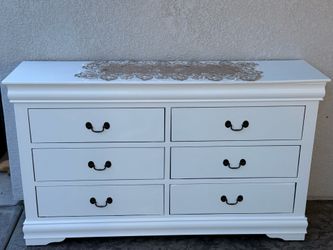 Dresser, with 6 drawers