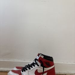 Nike Air Jordan 1 Retro High OG size 12
