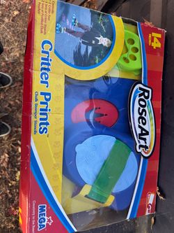 RoseArt Critter Prints Chalk Stomper Stencils Set