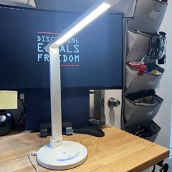 DESKTOP LAMP WITH TOUCH | WHITE