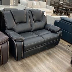 Leather Power Reclining Loveseat 