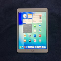 Apple iPad 8th Generation - 32 GB (WI-FI)