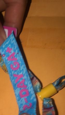Beyoncé Wonderland Wrist Band GA +