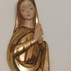 Madonna Plaque