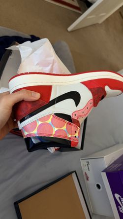 SZ 10.5 JORDAN 1 SPIDER MAN ACROSS THE SPIDER-VERSE