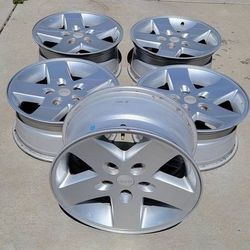 Jeep OEM Set of Five Original Jeep 17" Wheels in Perfect Condition for Only $250!