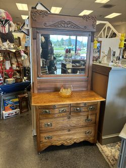 Antique Oak Dresser With Mirror 