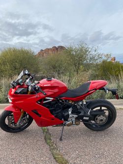 2017 Ducati SuperSport S – 8,178 Miles – Excellent Condition