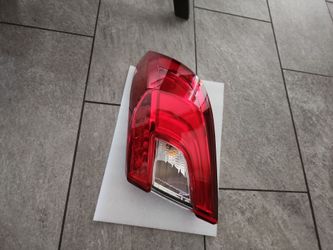 18-22 Honda Accord Otter Tail Light RH