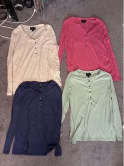 Women’s clothing bundle