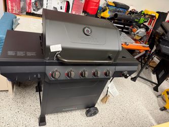 Nexgrill 5 Burner Gas Grill
