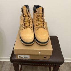 Brand new never worn Smith's Workwear Mens 6" Designer Wheat Boot Size  10.5