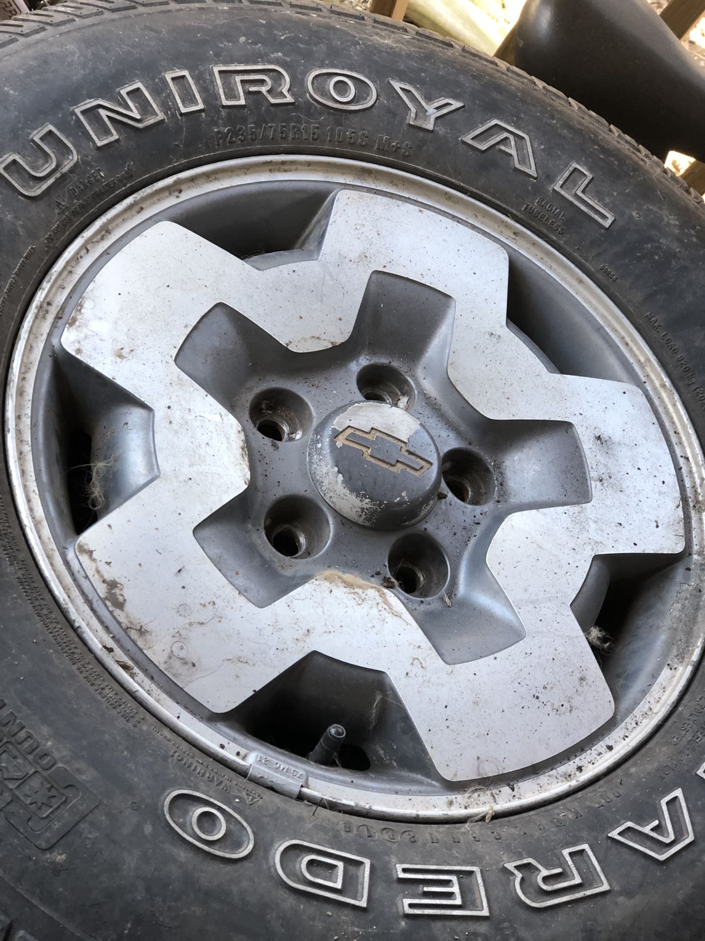 2357015