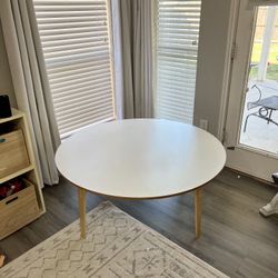 Montessori Round Kids Table 