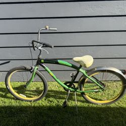 Vintage John Deere Cruiser Bike Classic Green/yellow