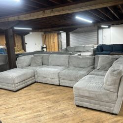 Delivery available 6pc gray modular sectional couch