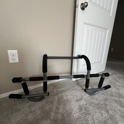 Iron Gym Pull Up Bar