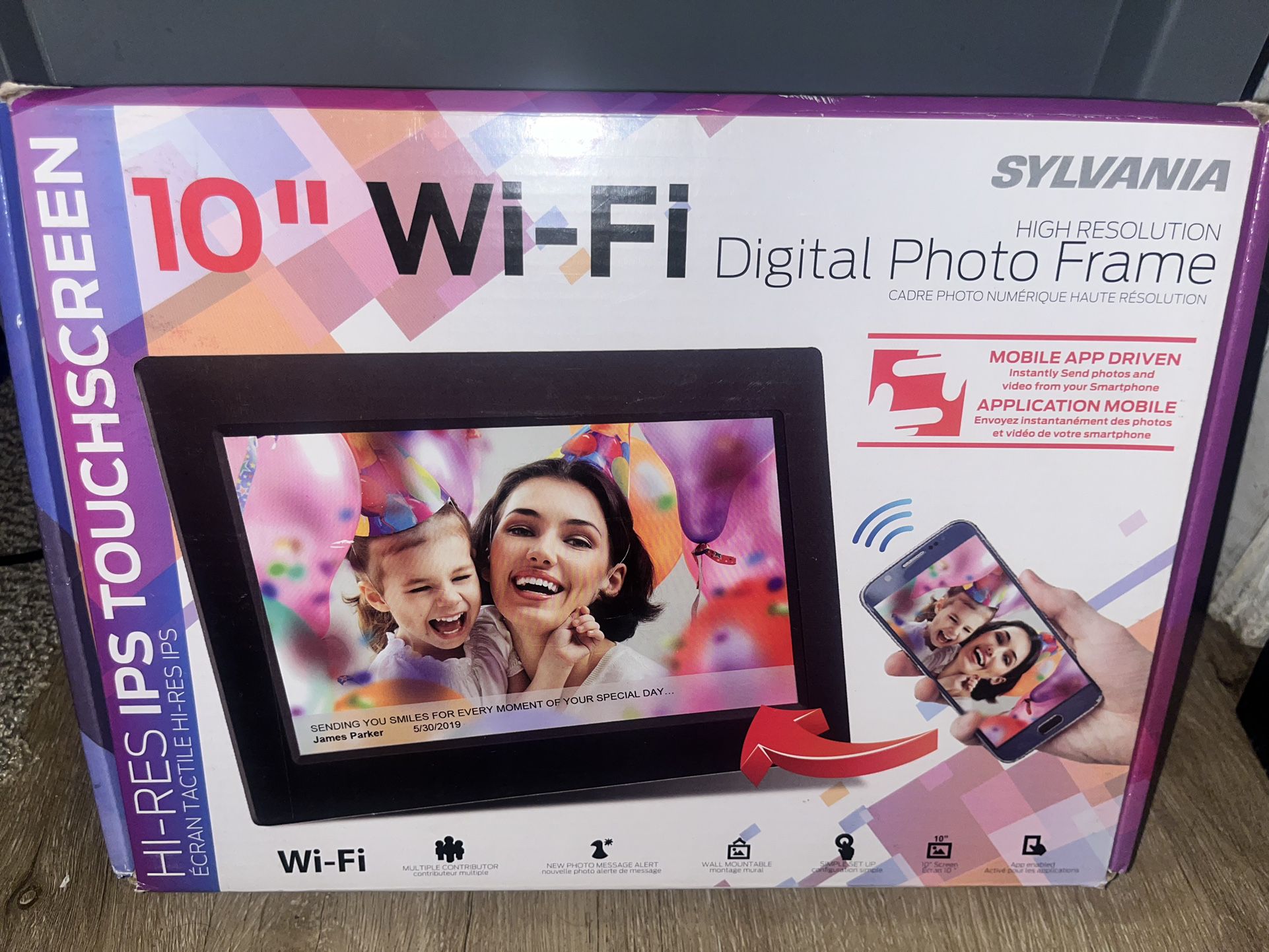 Sylvania SDPF1095 10-Inch Wi-Fi Cloud Digital Picture Frame*NEW