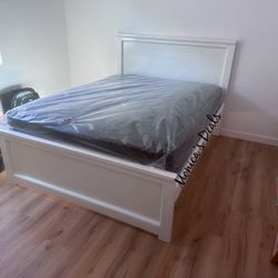 New White Solid Wood Queen Bed & Bamboo Mattress 