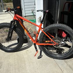 Trek Farley 7