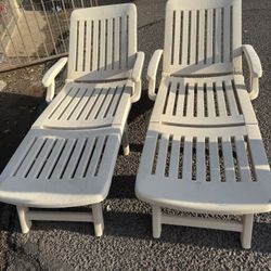 Foldable Chaise Lounge Chairs
