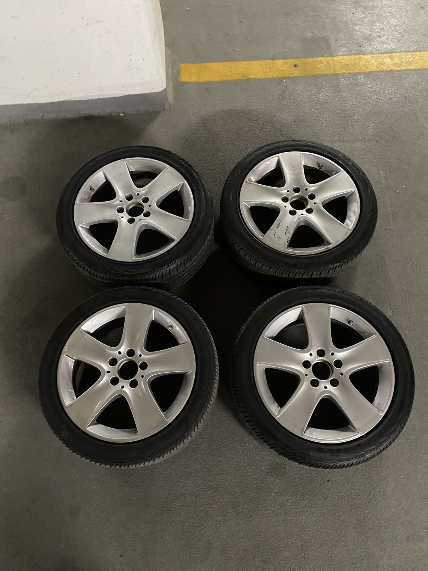 Mercedes CLA250 rims and tires