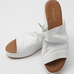 A. Giannetti White Leather Platform Slide Sandals – Size 10 (Brand New)