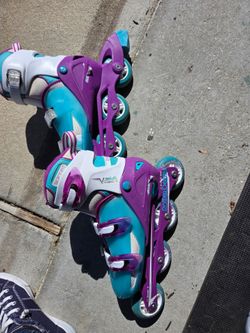 Women's Roller Derby V-tech 500 adjustable size