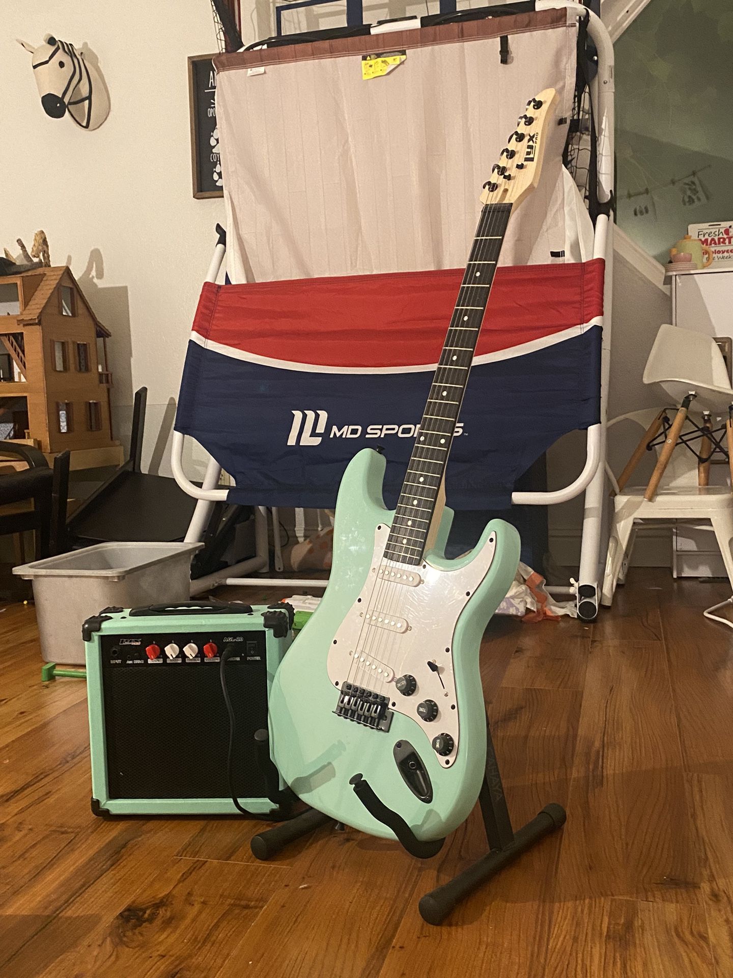 Electric Guitar With Amplifier